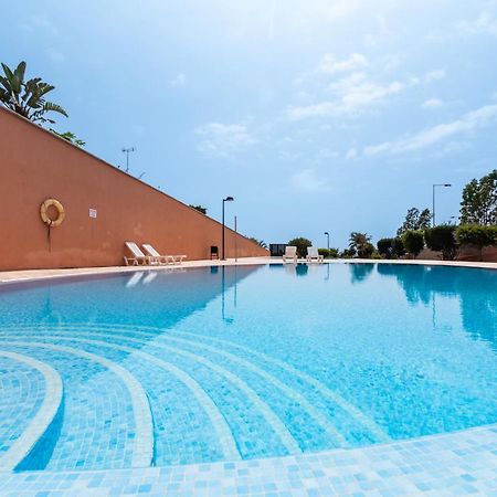 Comfortable 4-Bedroom Villa With Private Gardens Costa Adeje  Exterior photo